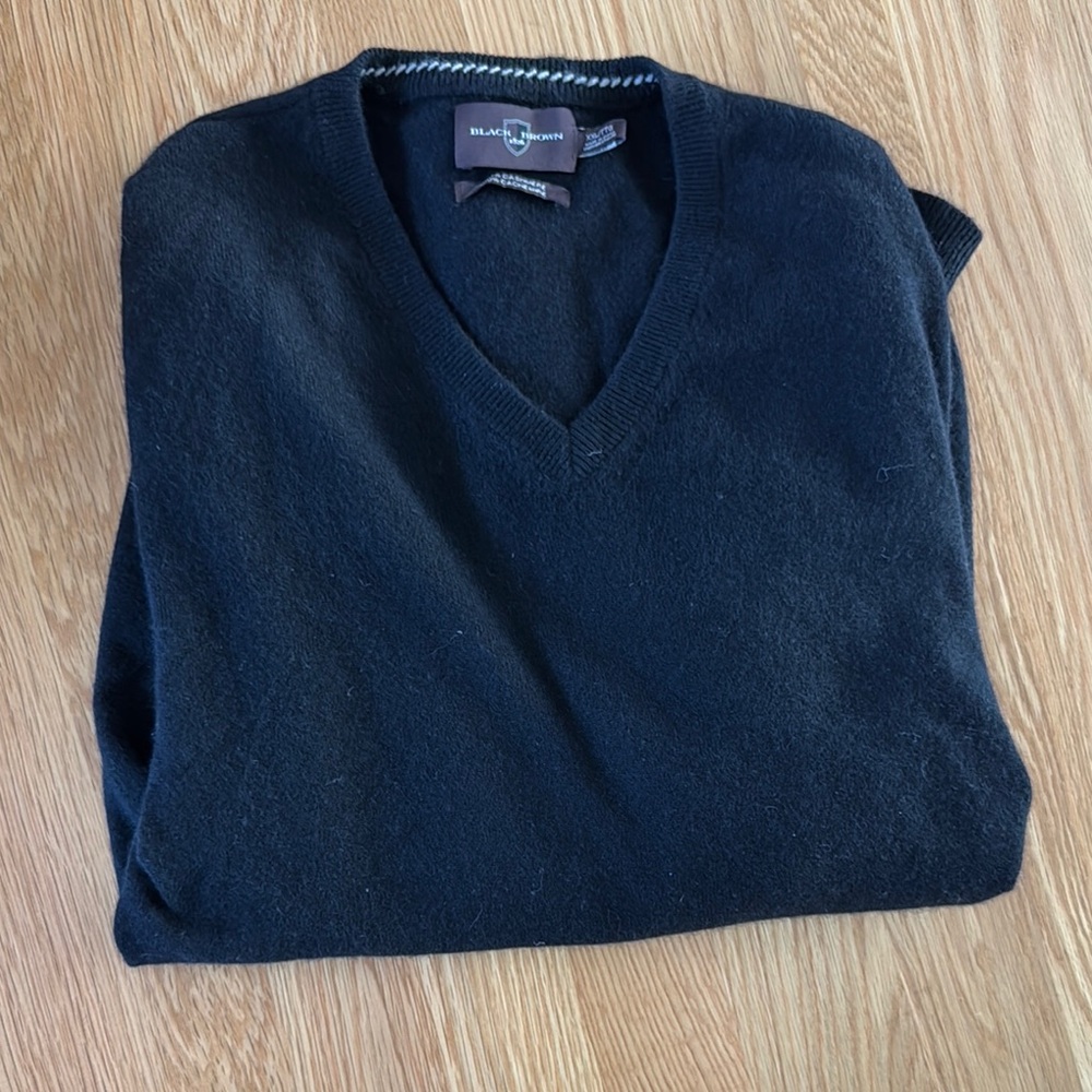 Cashmere sweater black